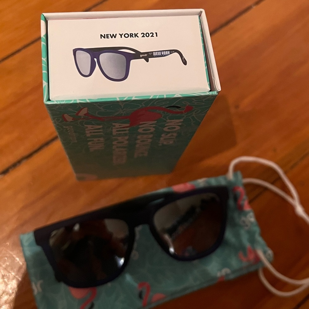 2021 NYC Marathon Goodr Sunglasses